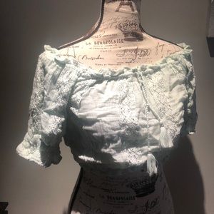 BNWT🌟AMERICAN EAGLE OUTFITTERS CROP TOP